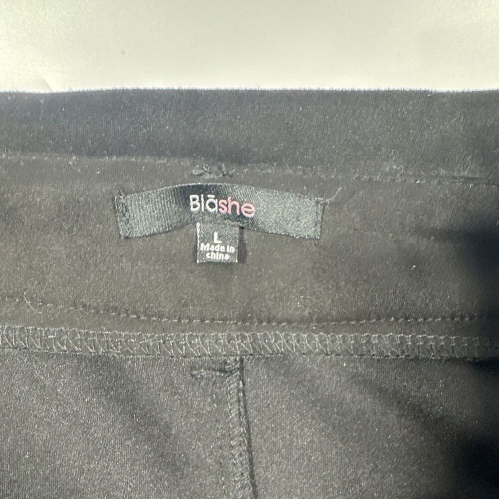 Blashe Black Solid Mini Skirt Short Length Belt Buckle Accents Women’s L - Picture 7 of 7